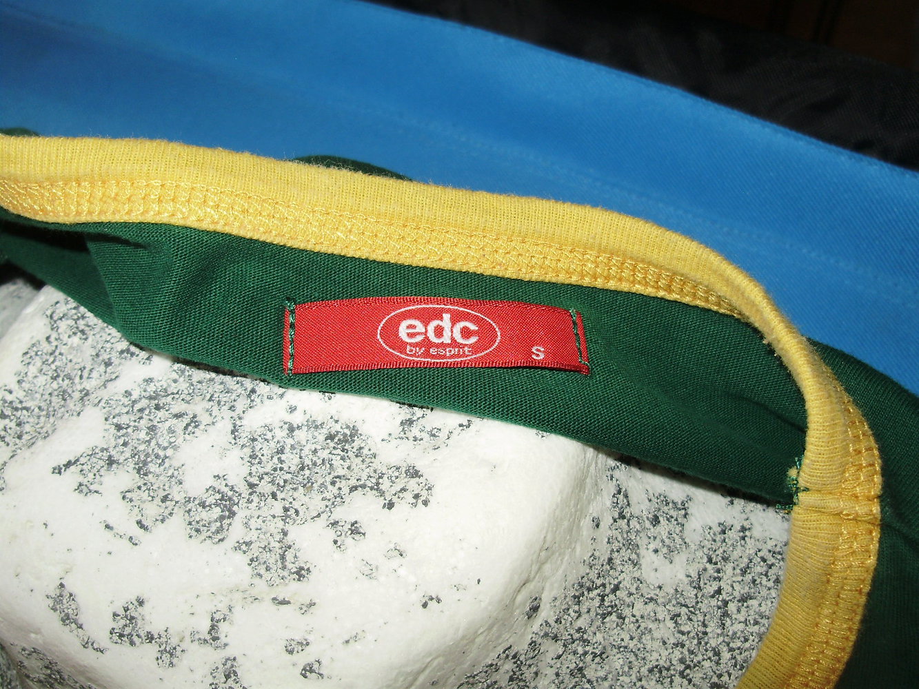 Esprit Shirt grün Schrift Print sportlich lässig S