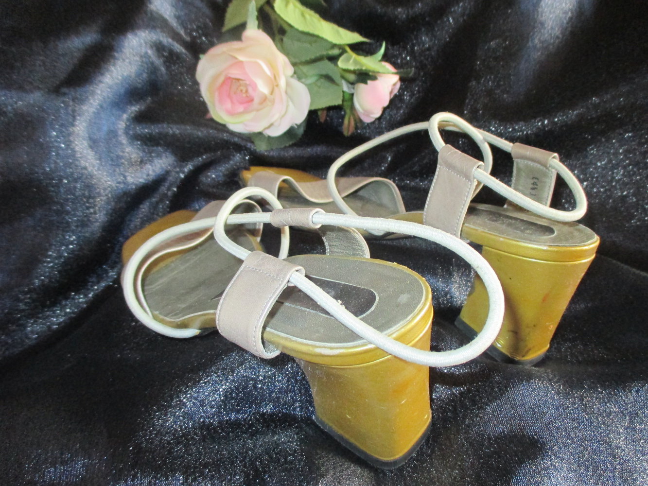 Ausgefallene VINTAGE Echt Lack- Leder Sandalen Sandaletten 