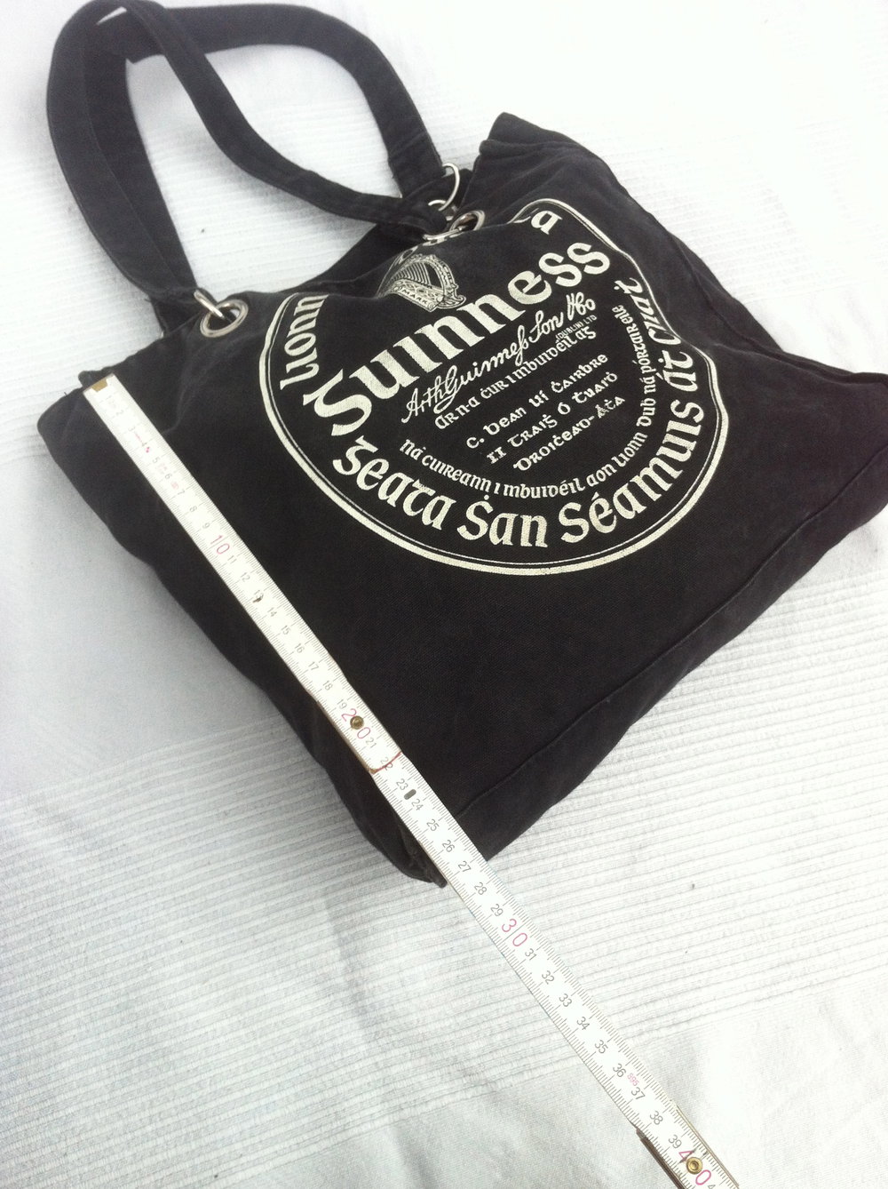 Umhänge Tasche schwarz Guinness 