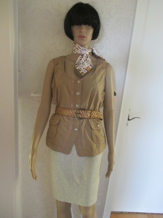 NEU Ärmellose Bluse Weste im Safari- Style 
