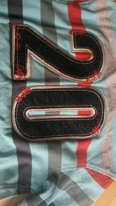 Vertbaudet schönes Langarmshirt mit Applikation