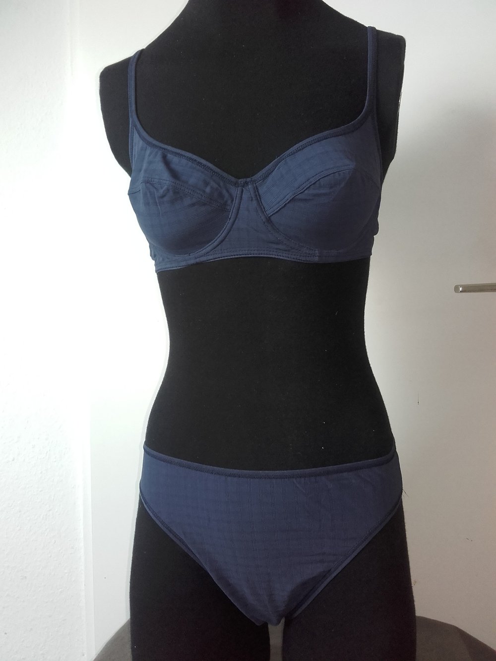 Basic Set, BH und Slip in blau karriert, 80B+M, 75BS, 85BL