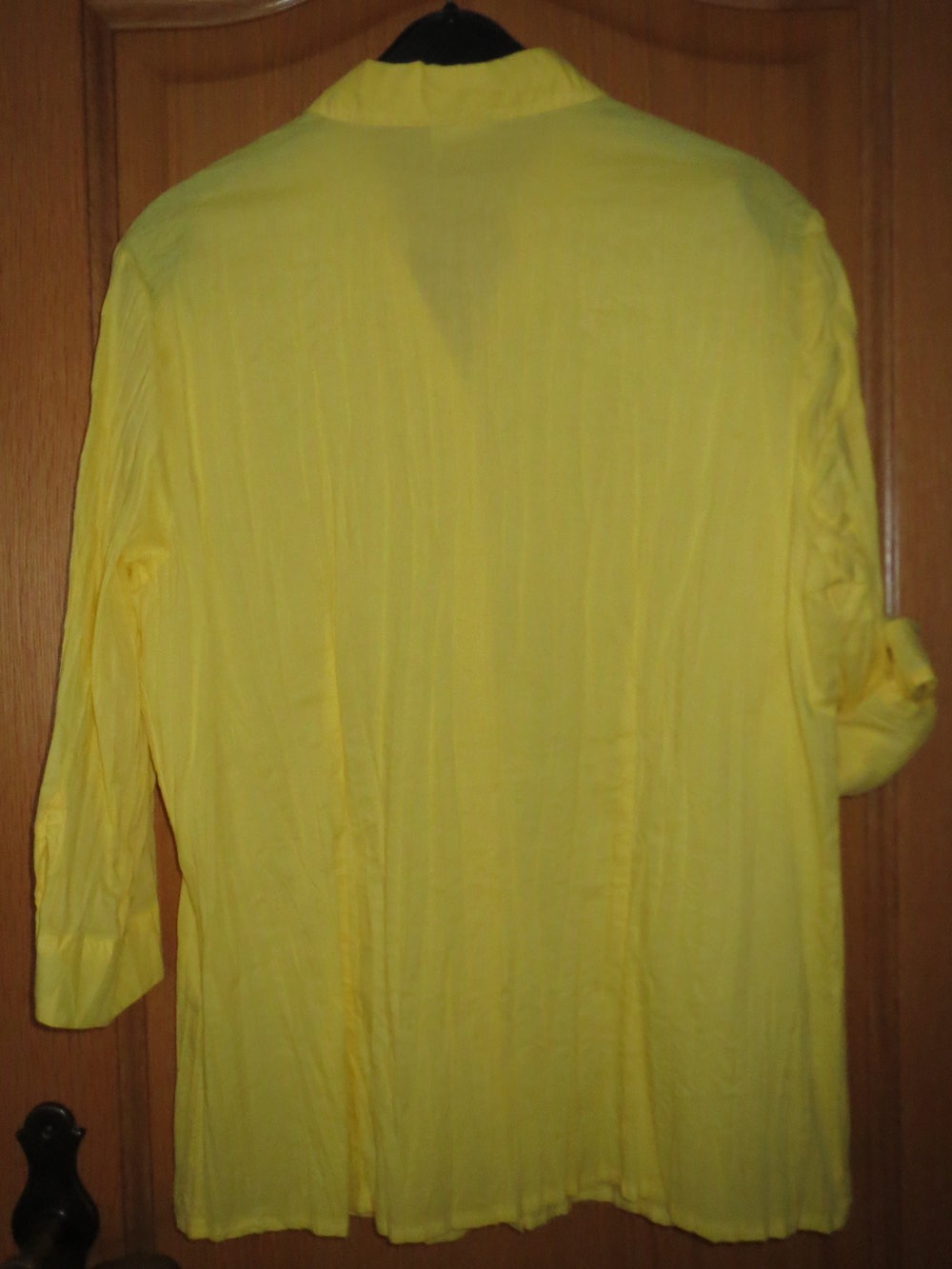 Bluse mit Kette, Gr.42/M, gelb