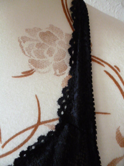 Neckholder Spitzen BH verstellbar 75 / 80 B schwarz