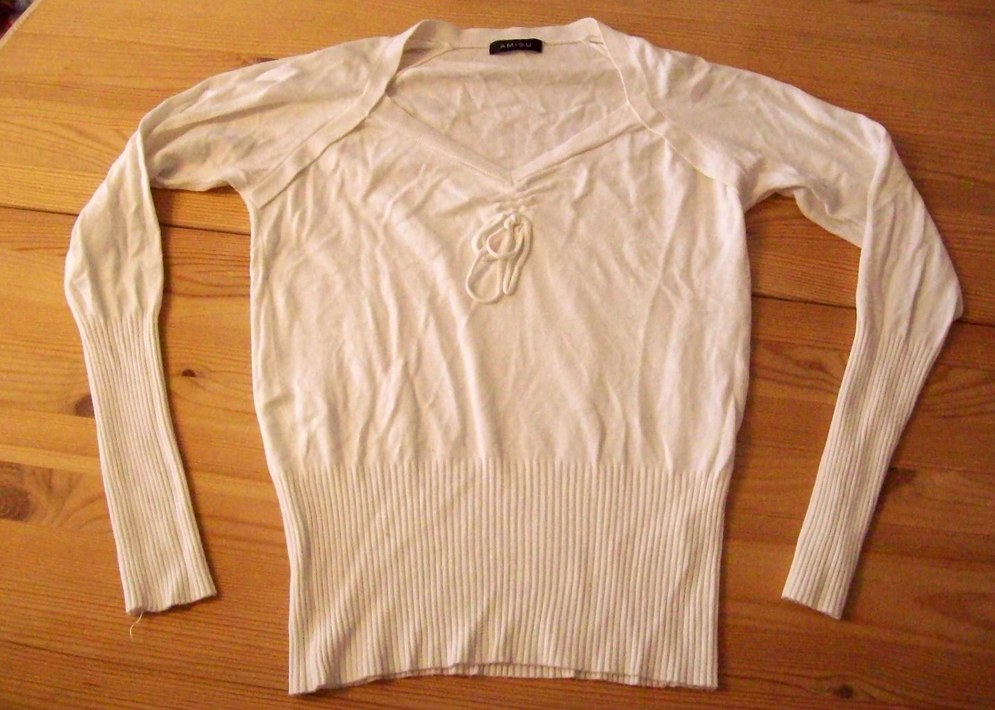 Amisu- wunderschöner,leichter Pulli Gr. ca S 36/38