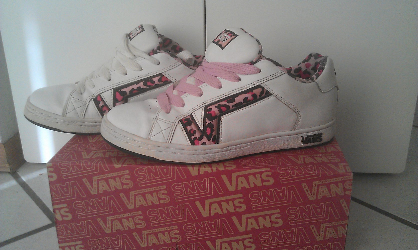 Vans im Leo-Look, Skaterschuhe, Sneaker, Leo-Print, Rockabilly