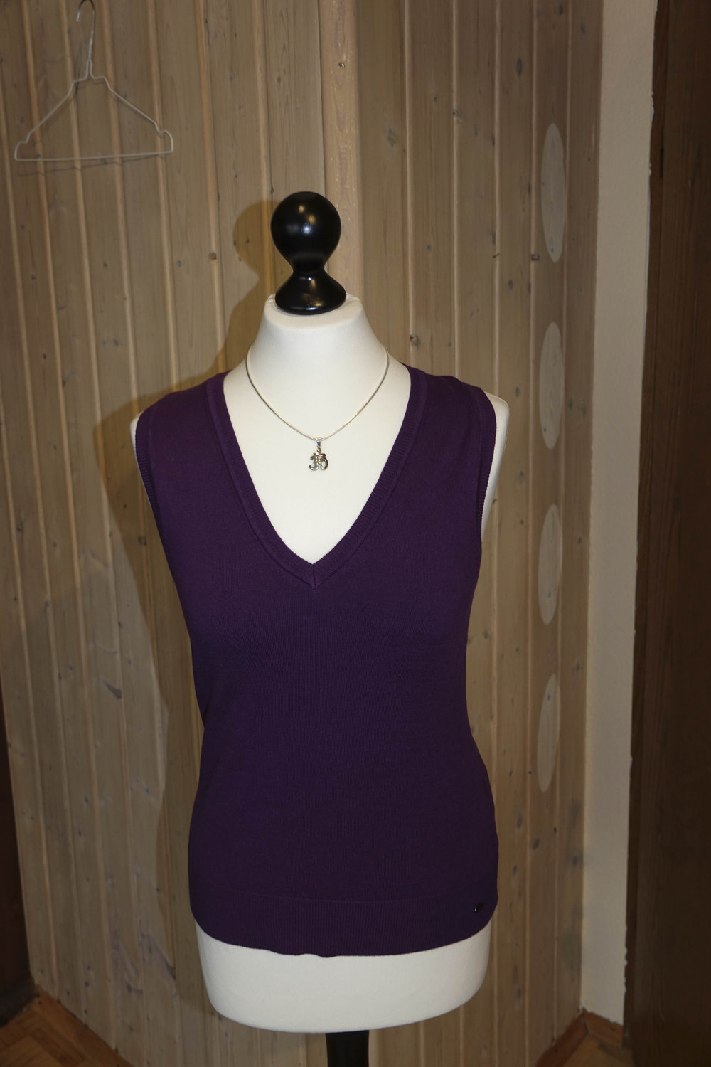 Lila Pullunder/Weste