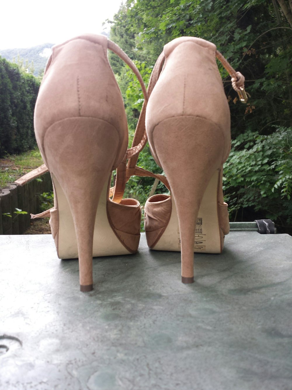 H&M Riemen high heels 