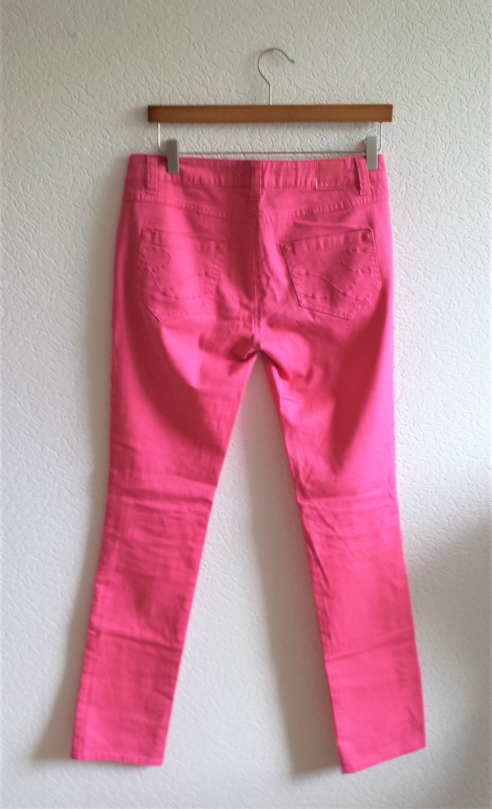 Pinke Hose von Review