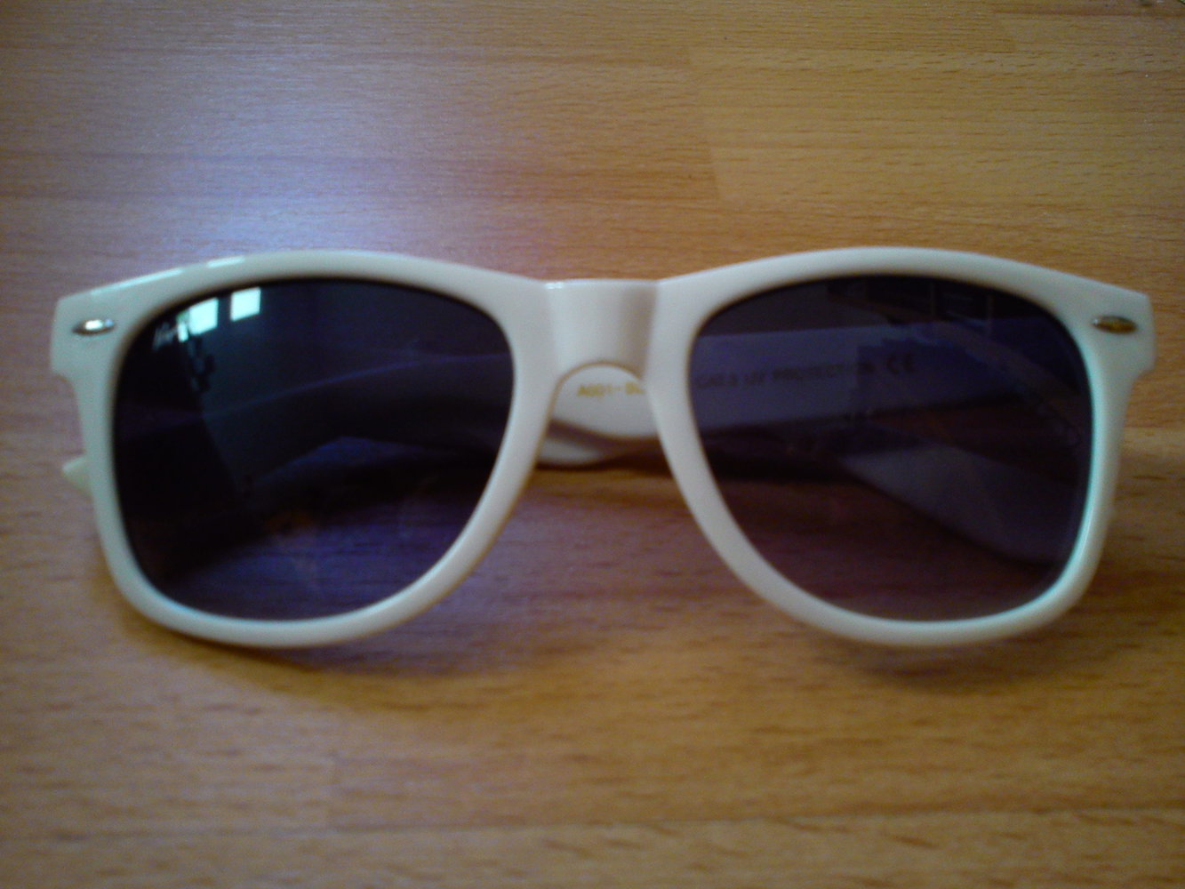 roho bom sonnenbrille weiss