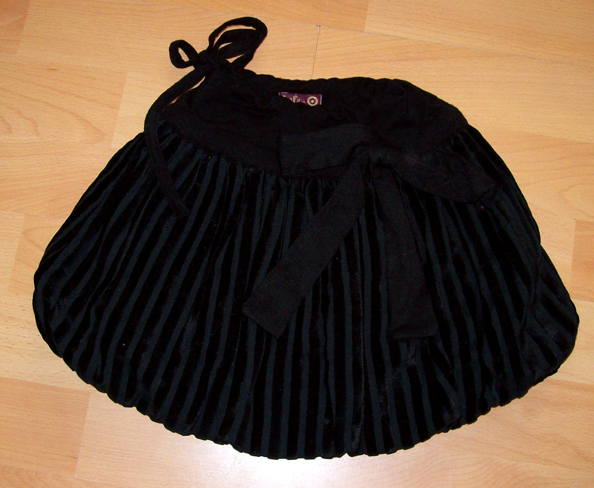 LOfff- superschöner Ballonrock Gr.104