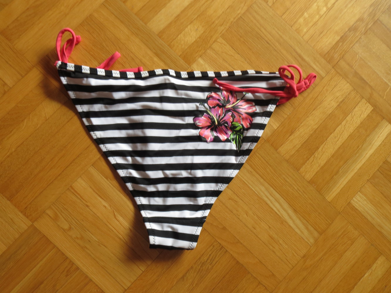 Bikini-Hose, Gr.36/38, neu