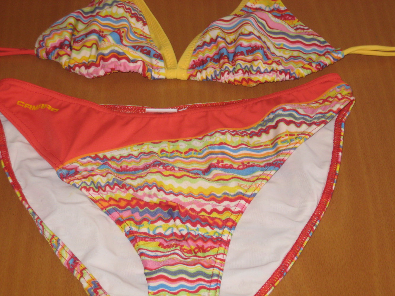 Doppel Triangel Bikini von Camaro Gr. S (170?)