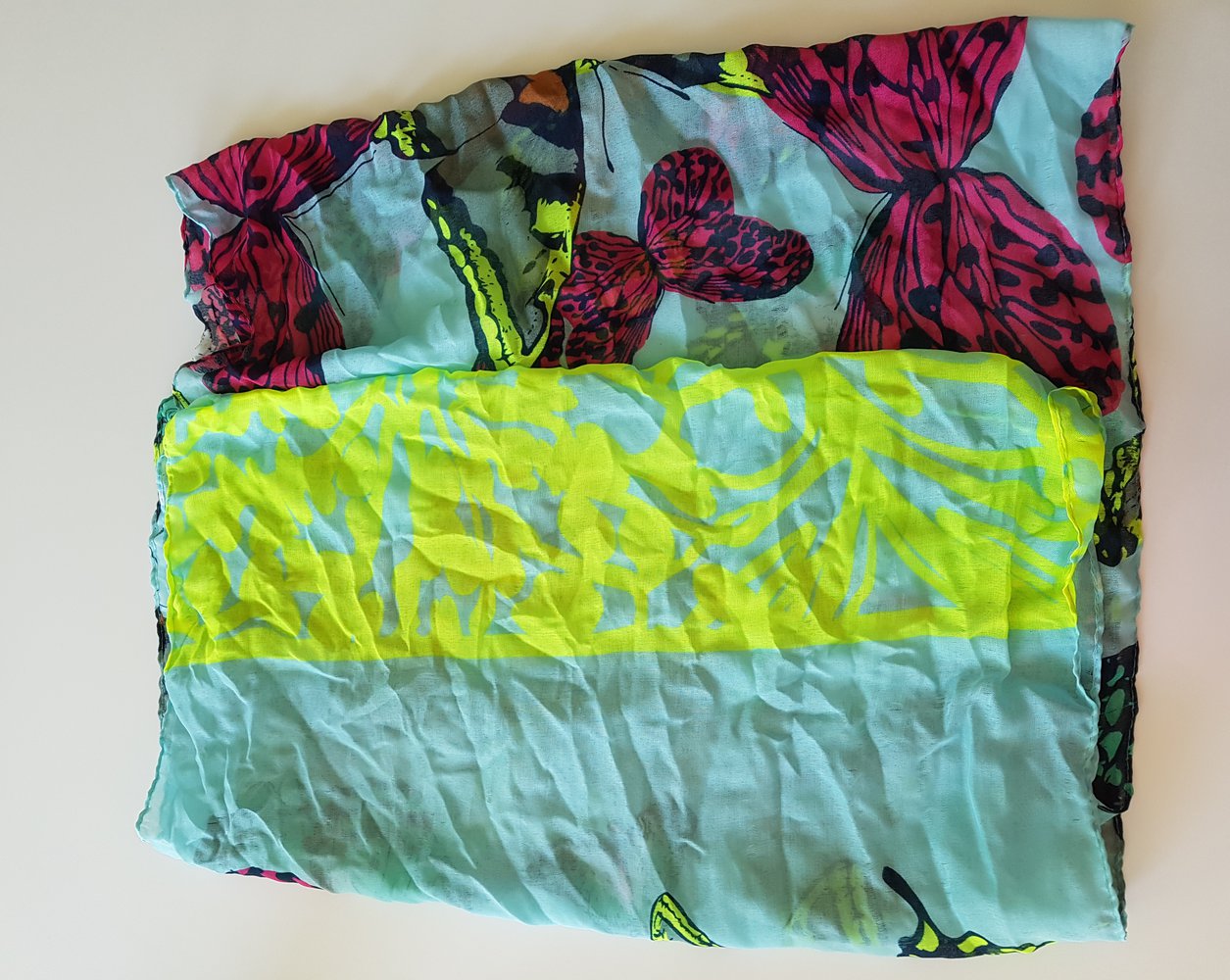 leichter bunter Loopschal - neu