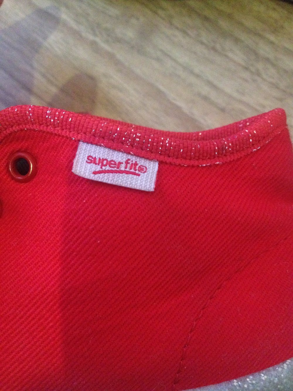 rote super fit Schuhe