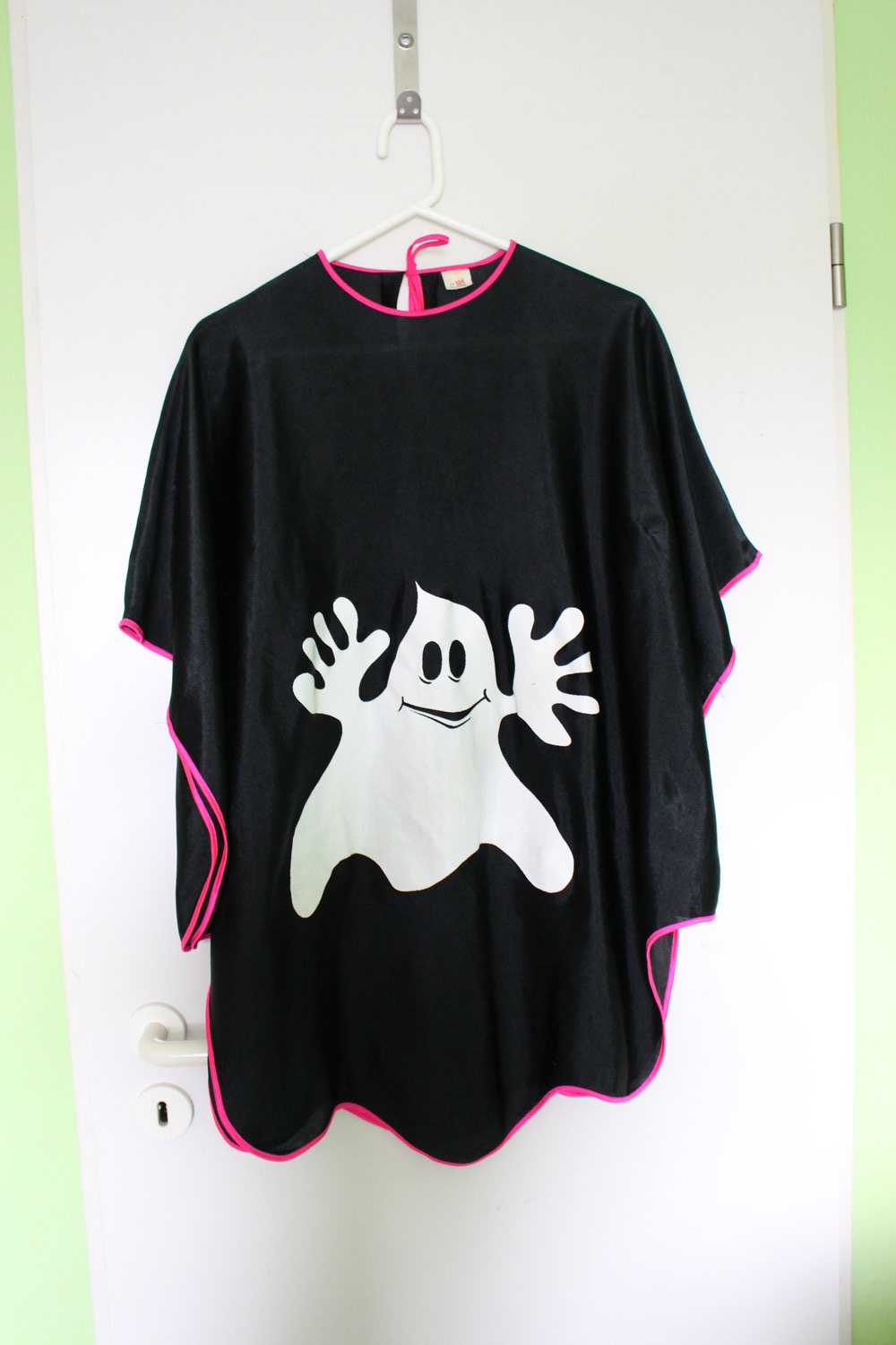 205. Karnevalskostüm Geist, Gr. 104