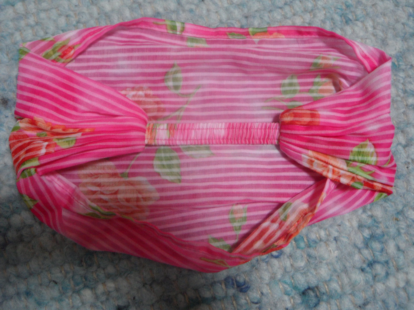 tolles Haarband mit Blumenmuster