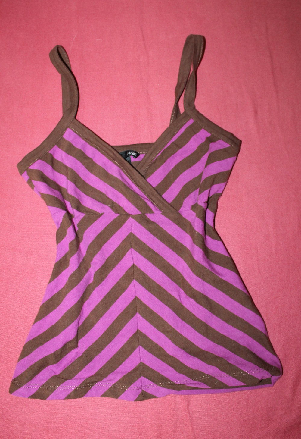 gestreiftes Spaghettiträger Oberteil / Muskelshirt in lila braun