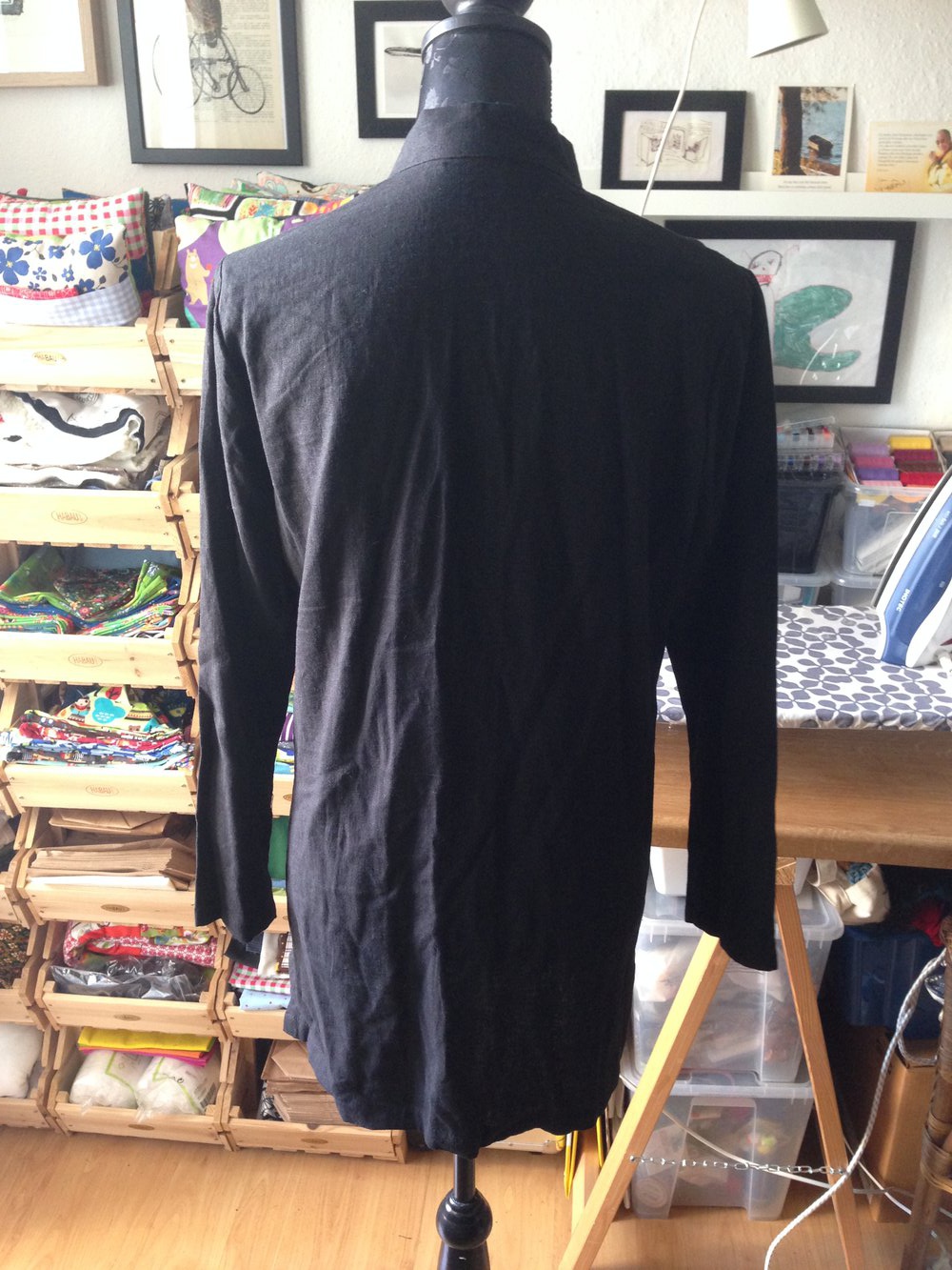 Asiatische Jacke mit Blumen