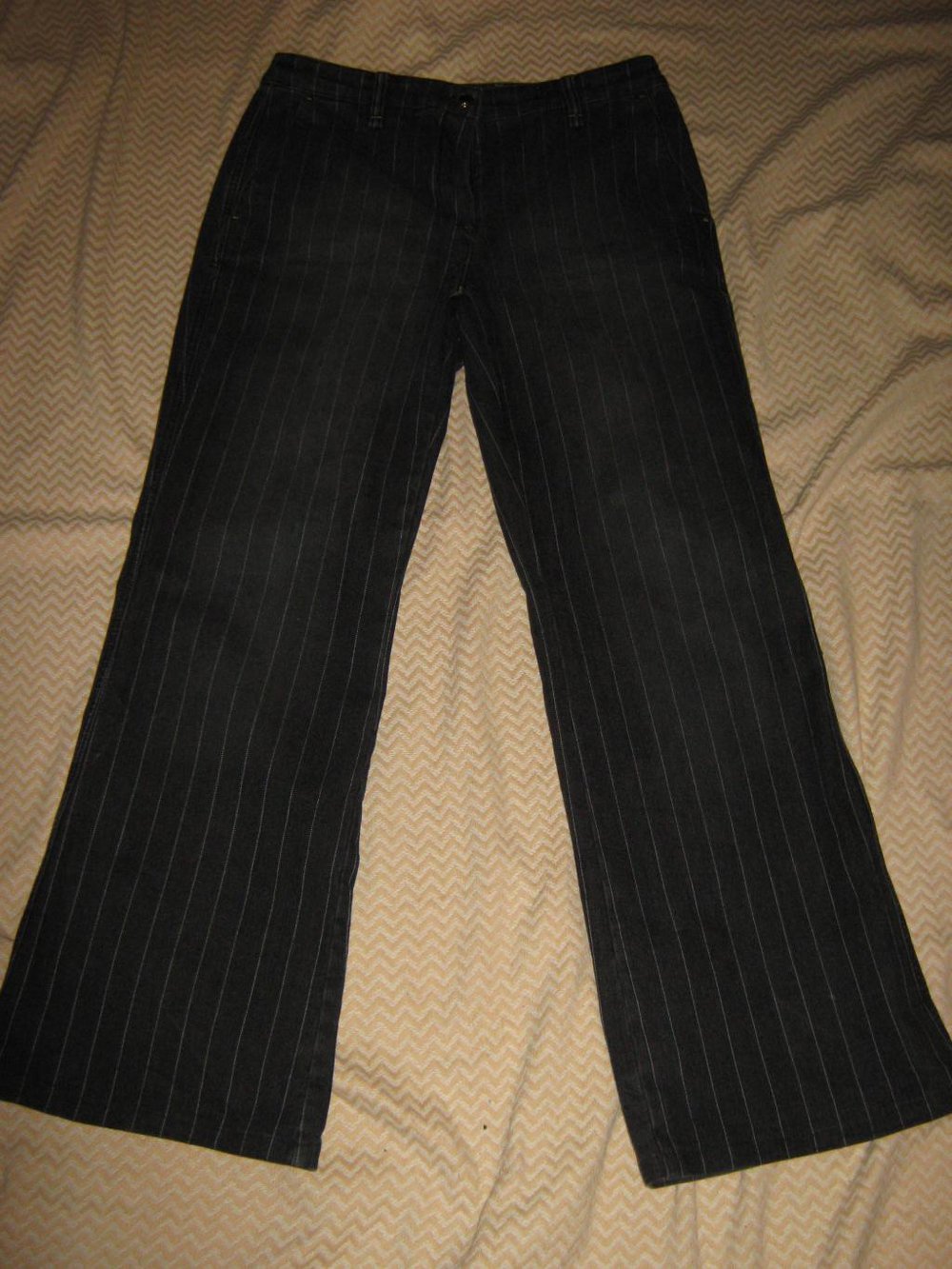 NEU * Nadelstreifen * Marlene * Schlag * Jeans- Hose 