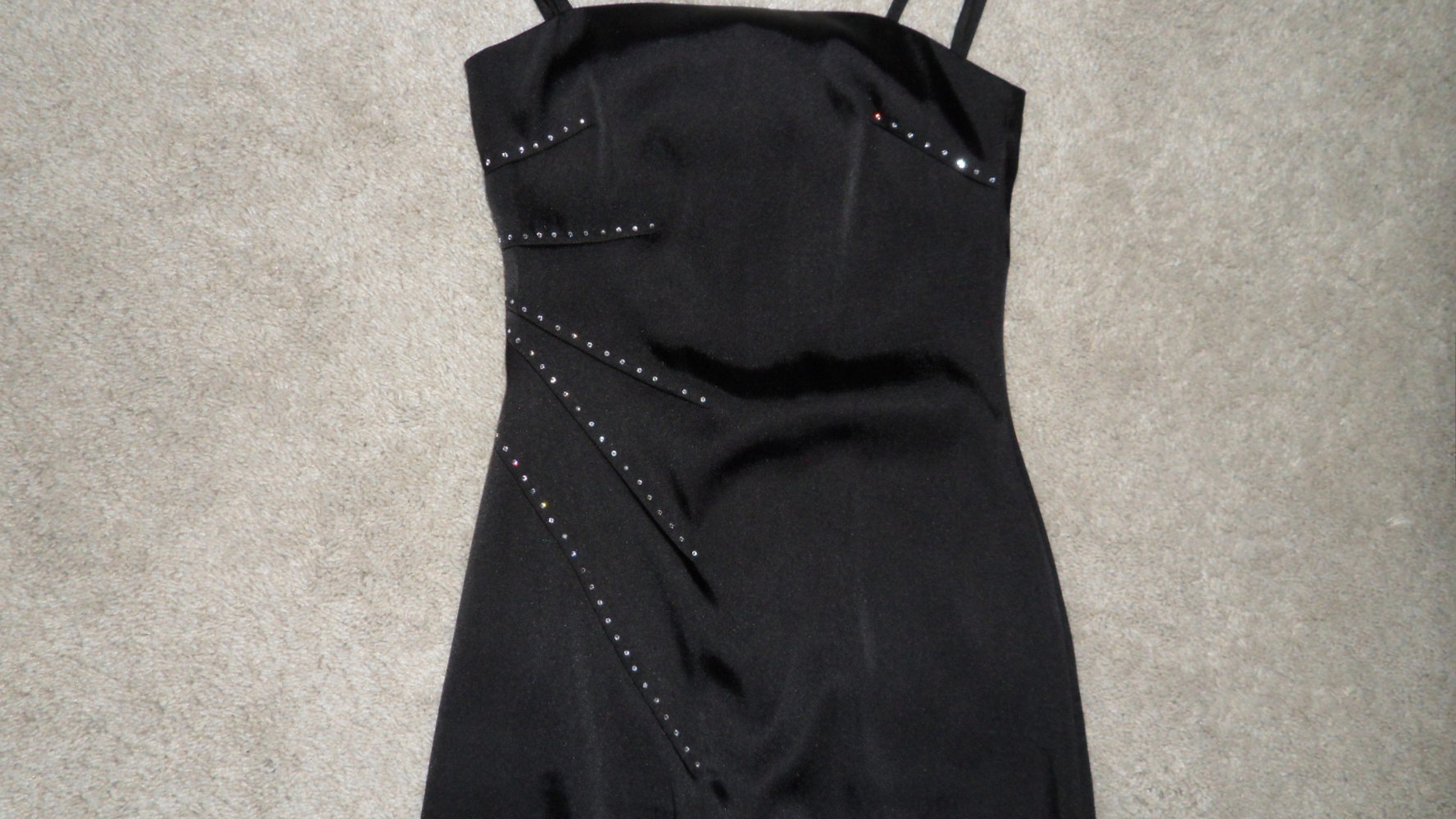 Hallhuber - Abendkleid -schwarz mit Glitzersteinen - 34 - Wie neu - 