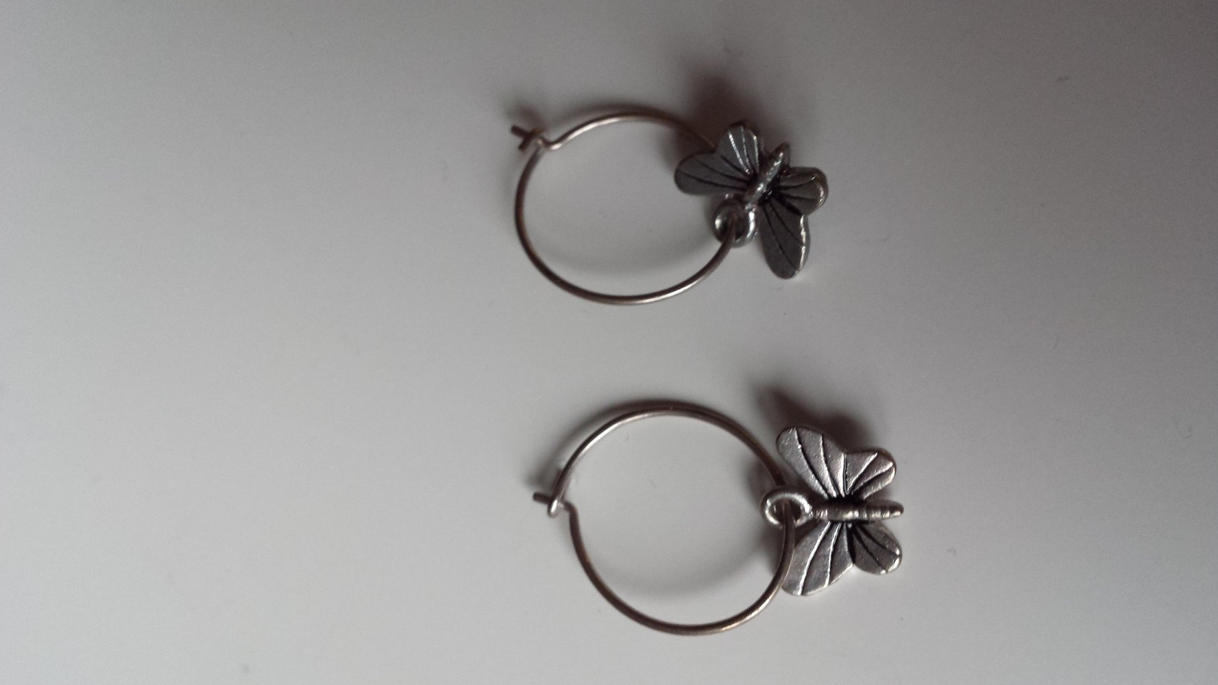 süße Ohrringe mit Schmetterlingen