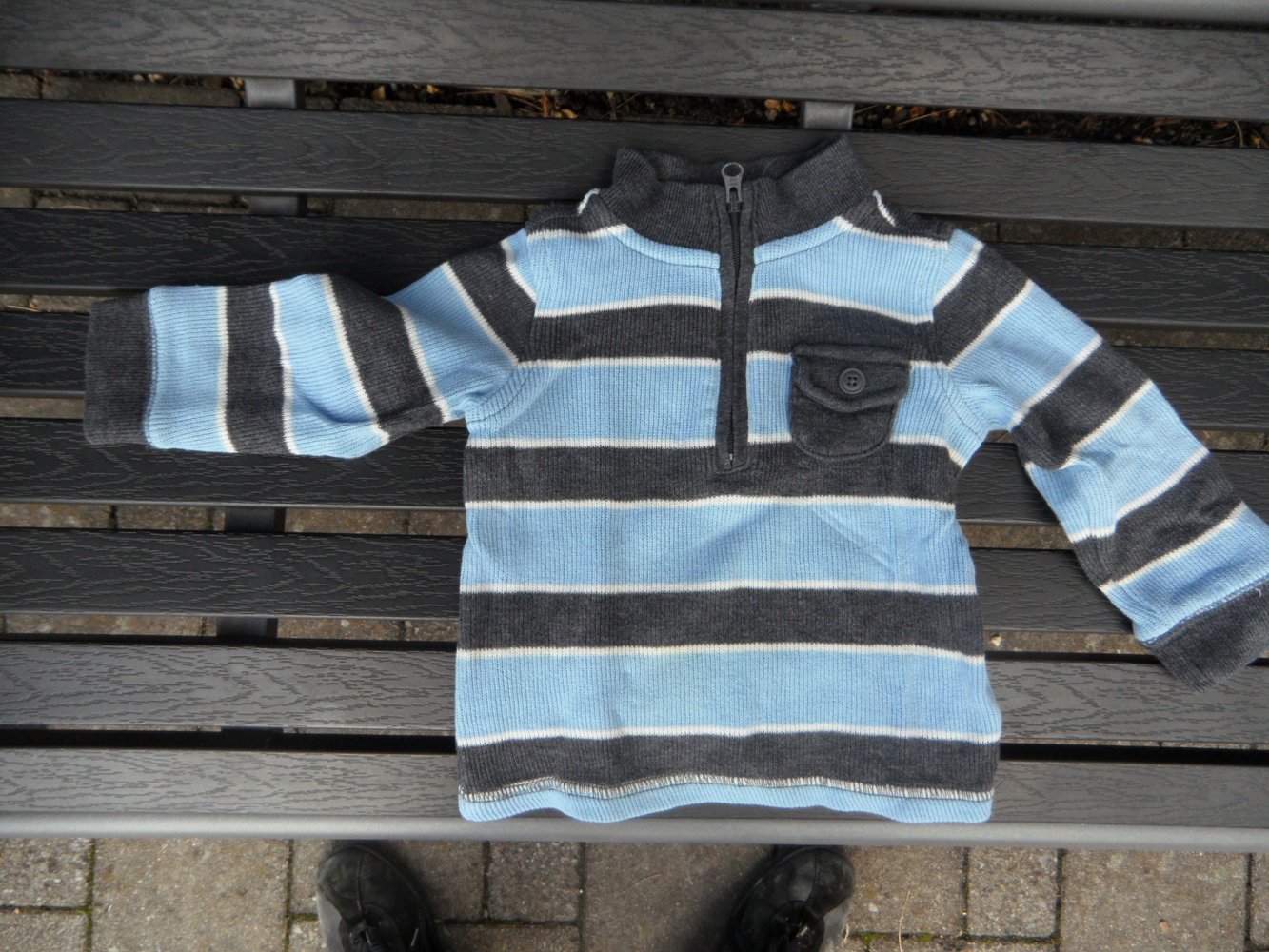 süßer Baby Gap Strickpulli Gr. 6-12 Monate