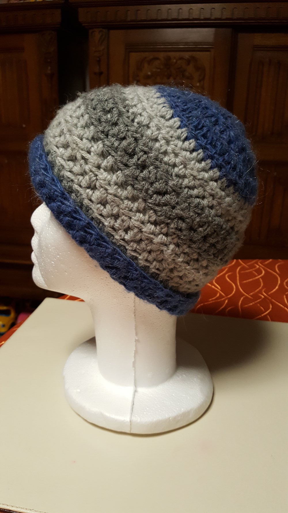 415. Häckelmütze, Gr. 52-54