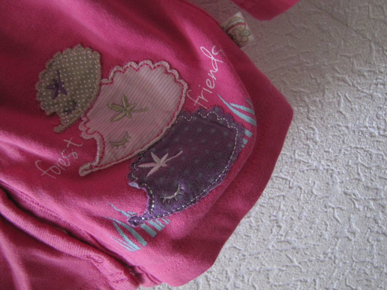 zuckersüße Sweatjacke mit Tierapplikationen Gr. 62