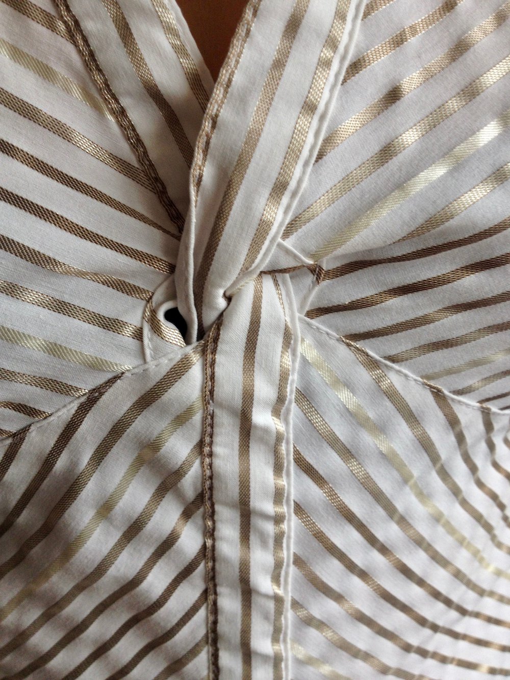 Schickes Oberteil mit Streifen und 3/4 Ärmeln