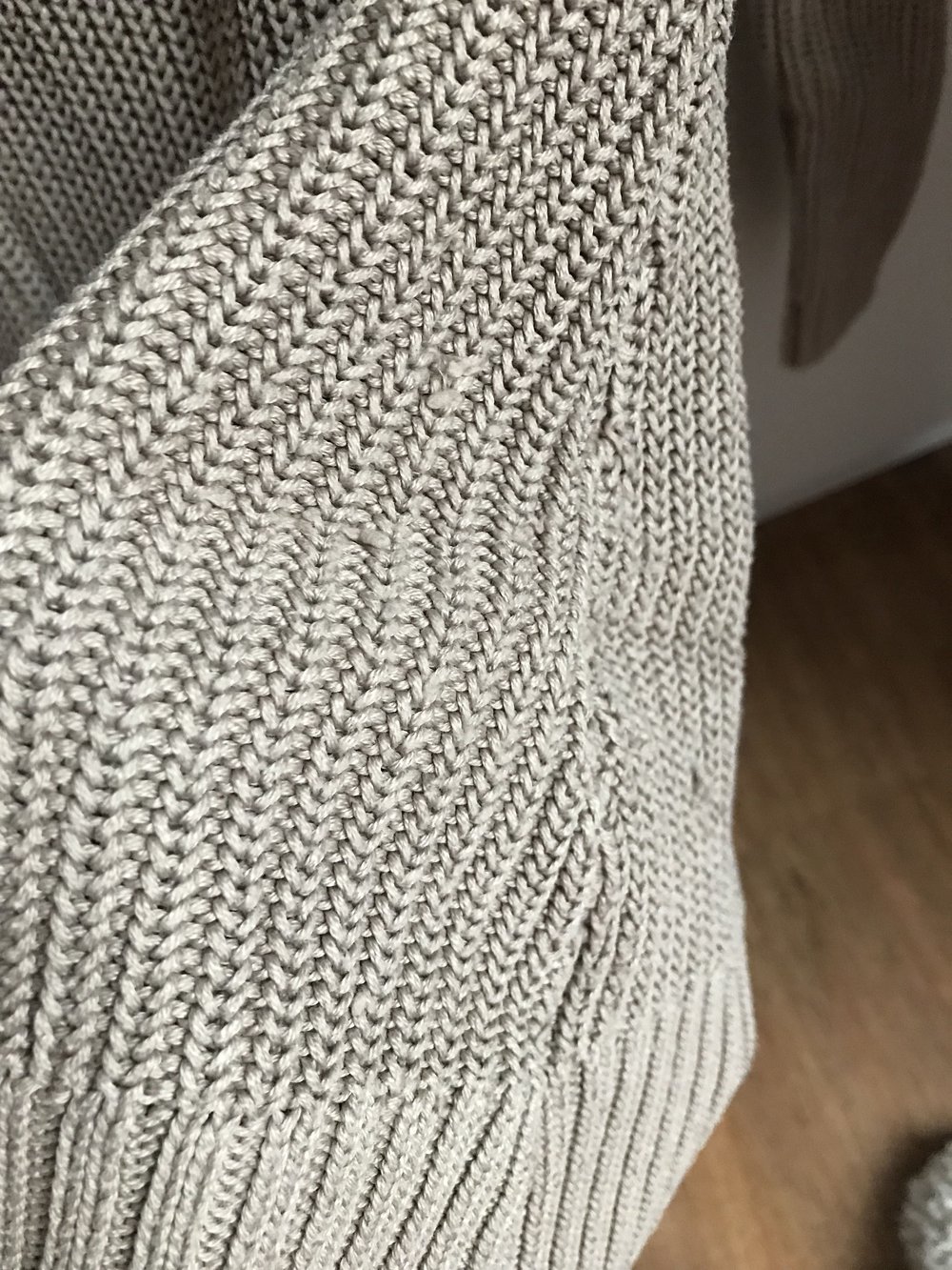 Beige taupe Rollkragenpullover von H&M, Größe 36