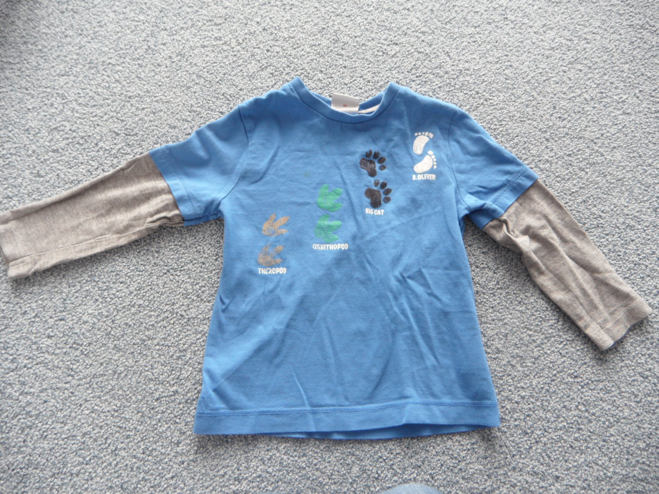s.Oliver süßes Langarmshirt Lagenlook Fußspur-Druck