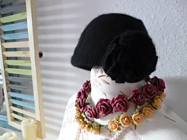 Mütze Burlesque Rose uni