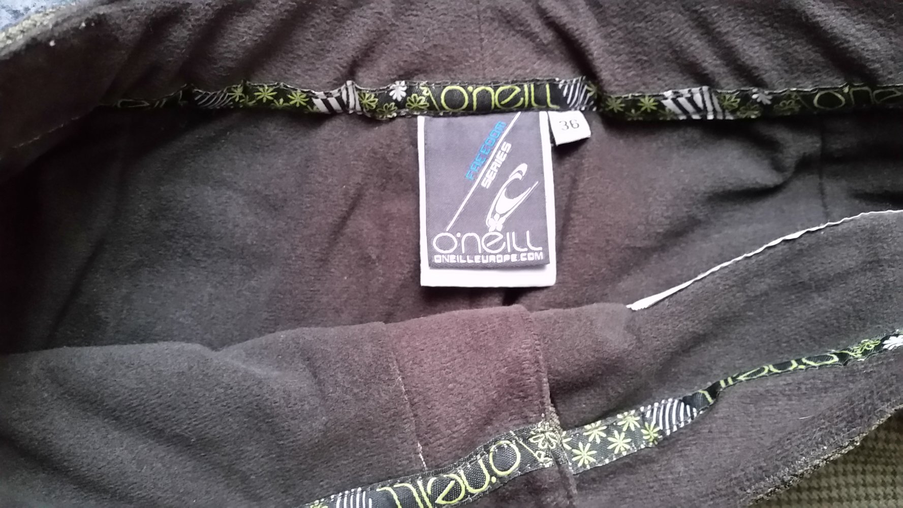 Sehr gepflegter Ski Anzug von O'Neill M / 36