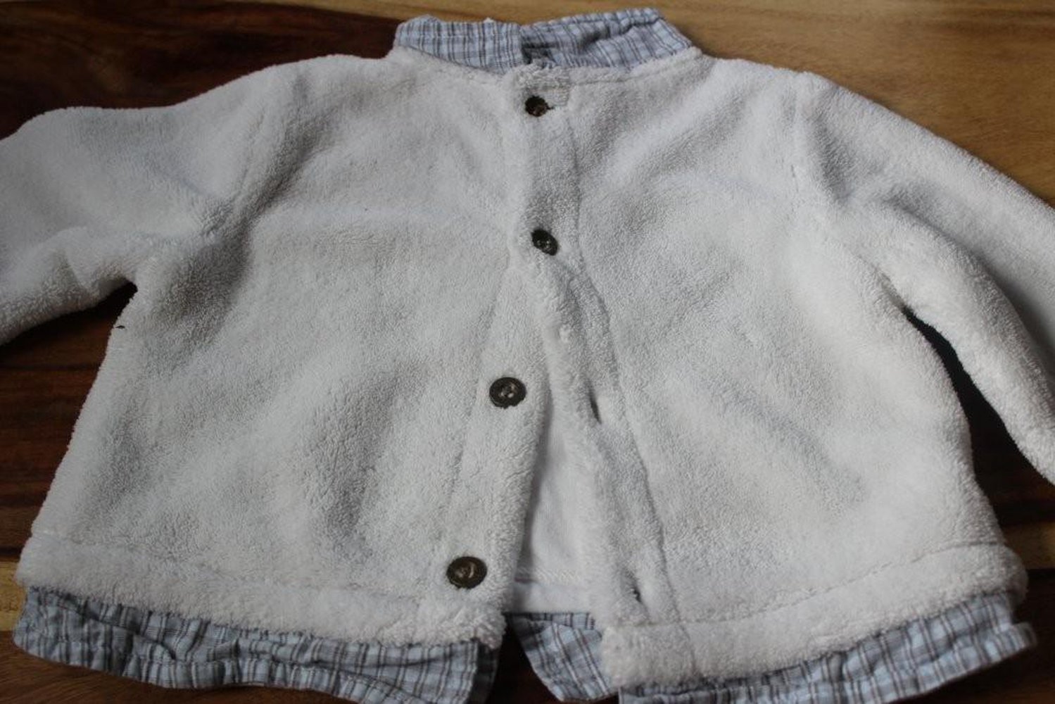 Süßer dicker Pullover