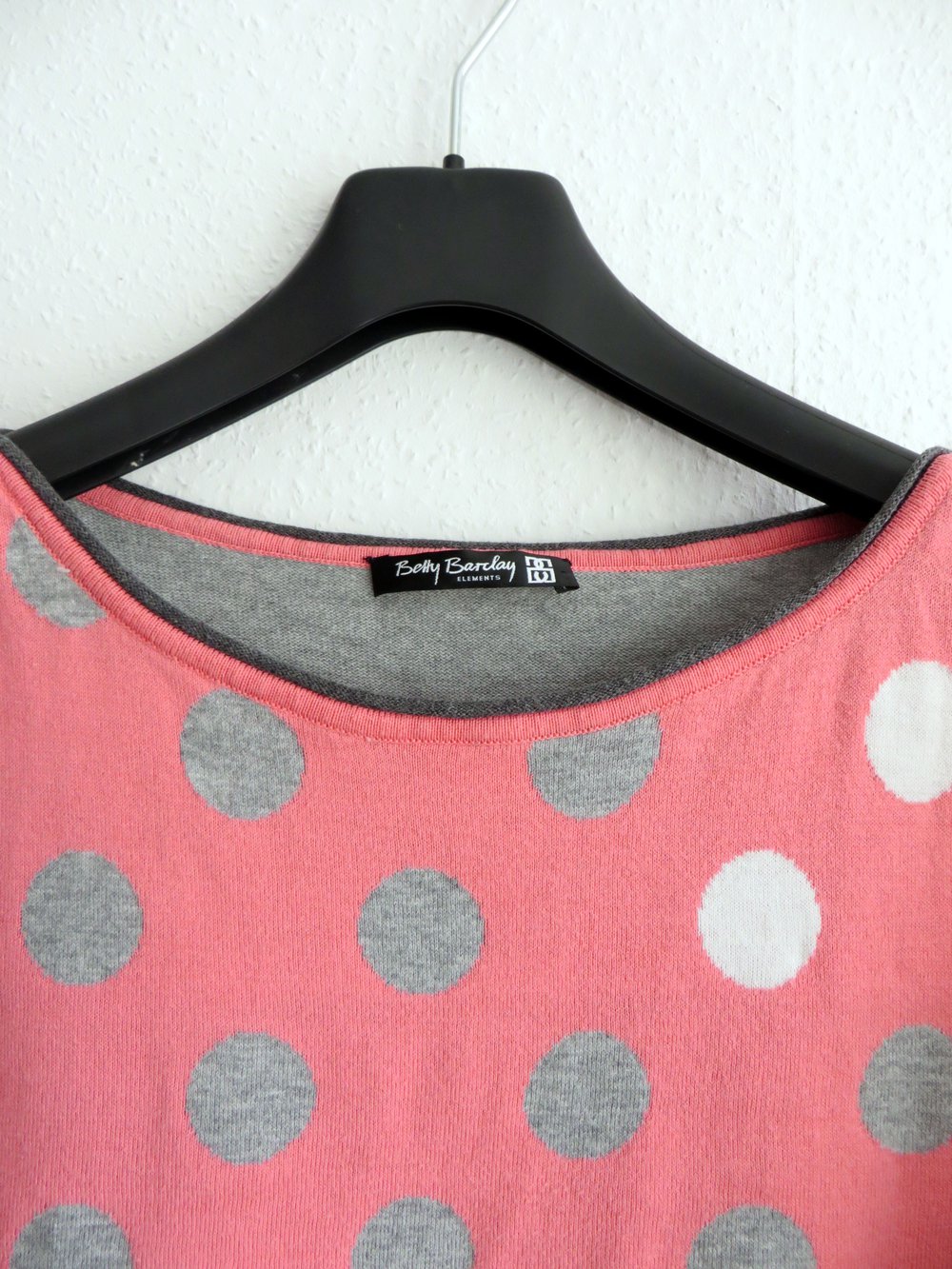Betty Barclay Strickpullover Gr. XL grau koralle oversized Polkadots Punkte 