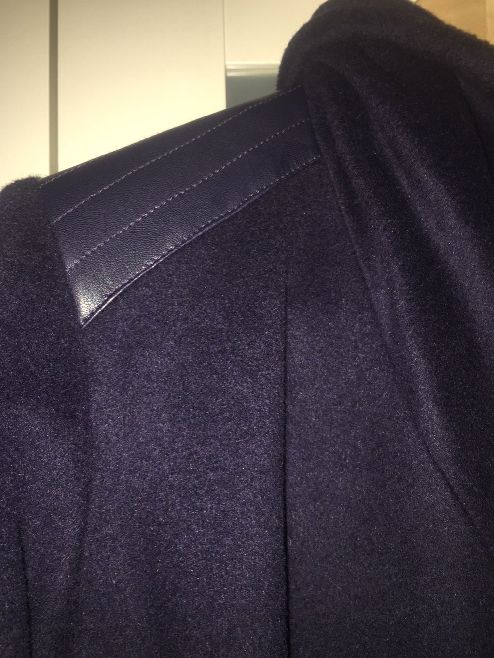 Wollmanten dunkelblau Badgley Mischka neu Gr S