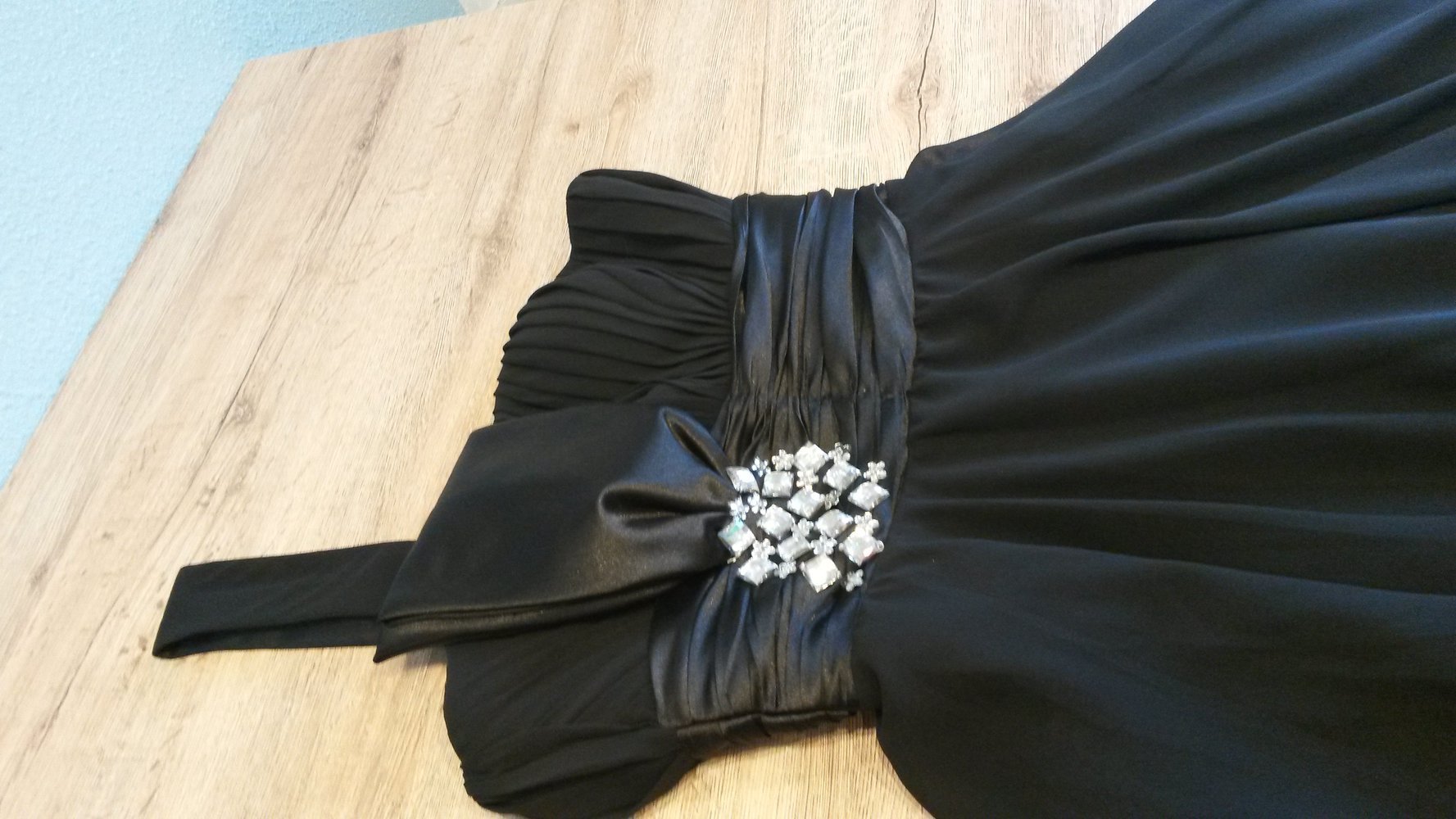 OneShoulderCocktailkleid 