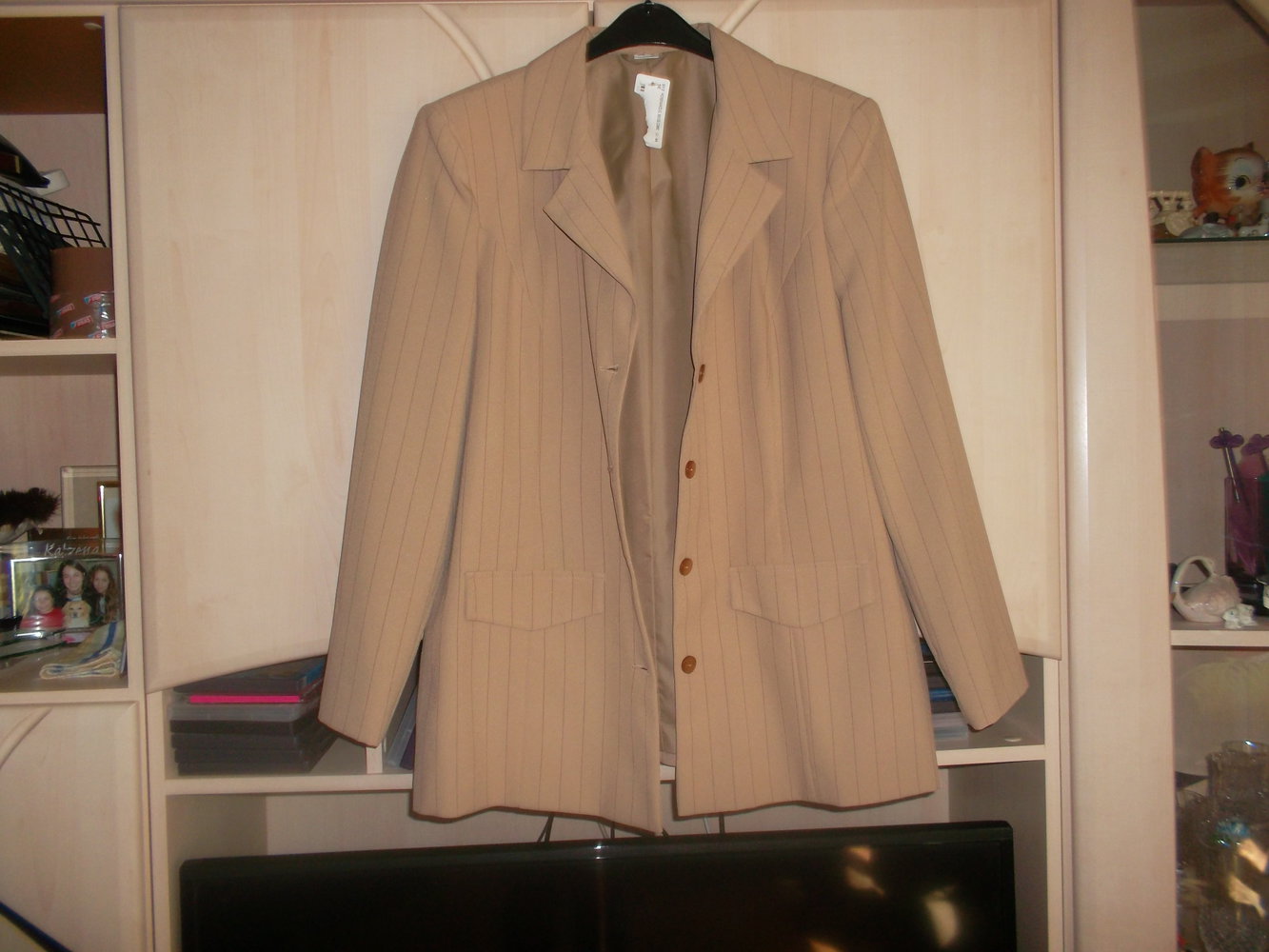 neuer schicker hosenanzug mit blazer,grösse 44