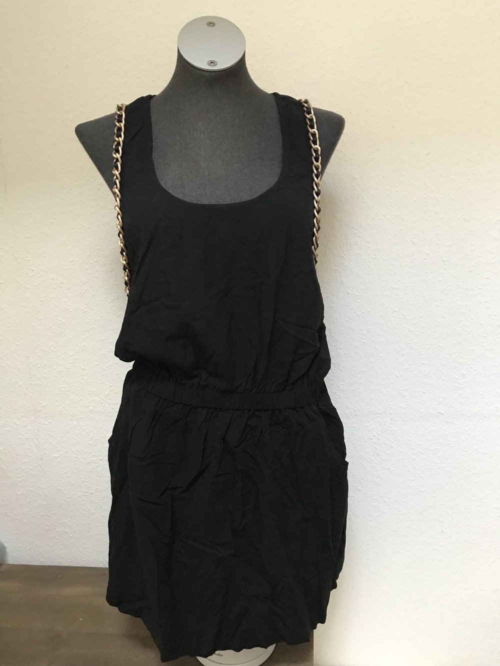 Kurzes, sexy Sommerkleid