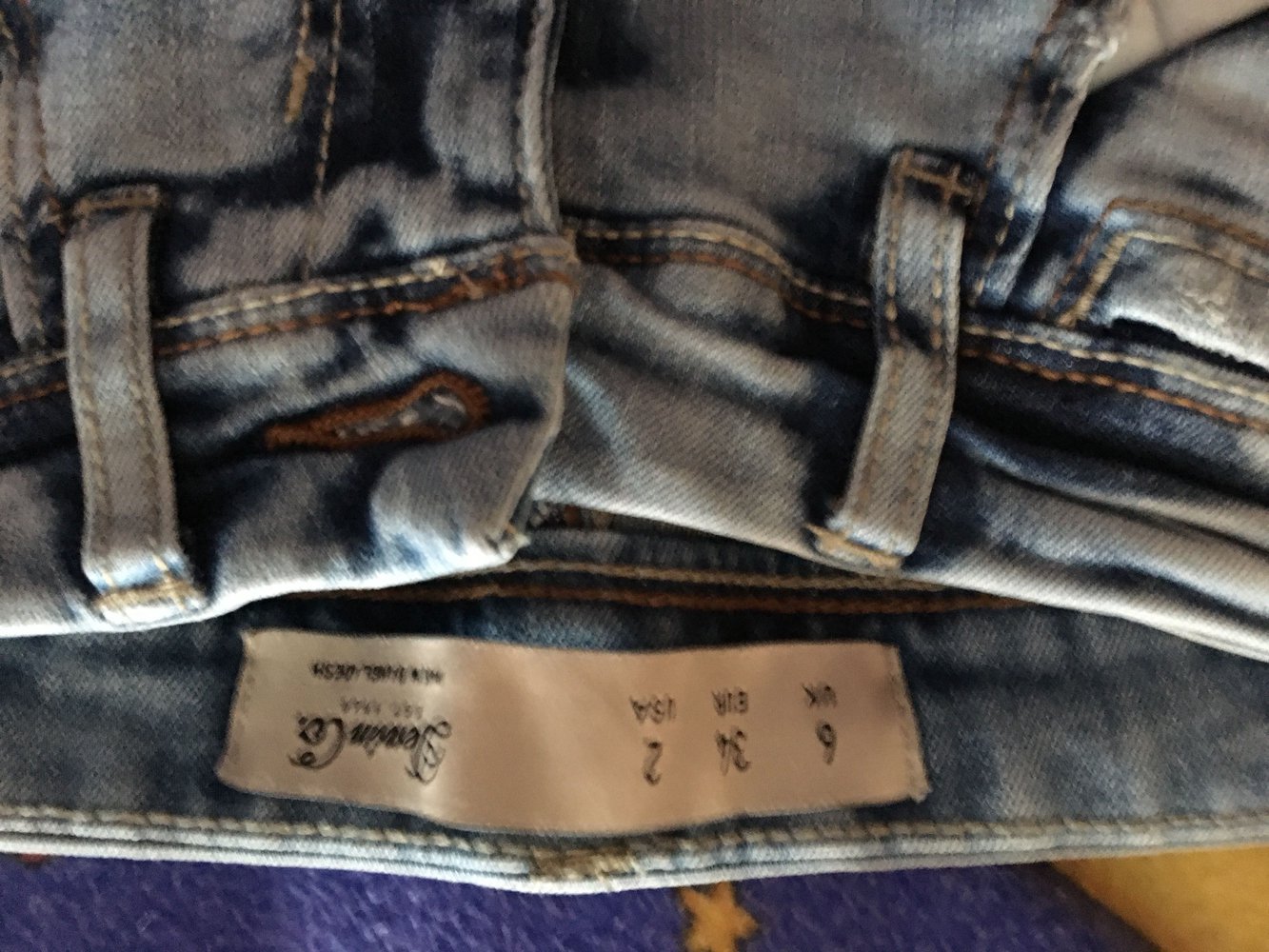 Jeans, Röhre strech reserviert