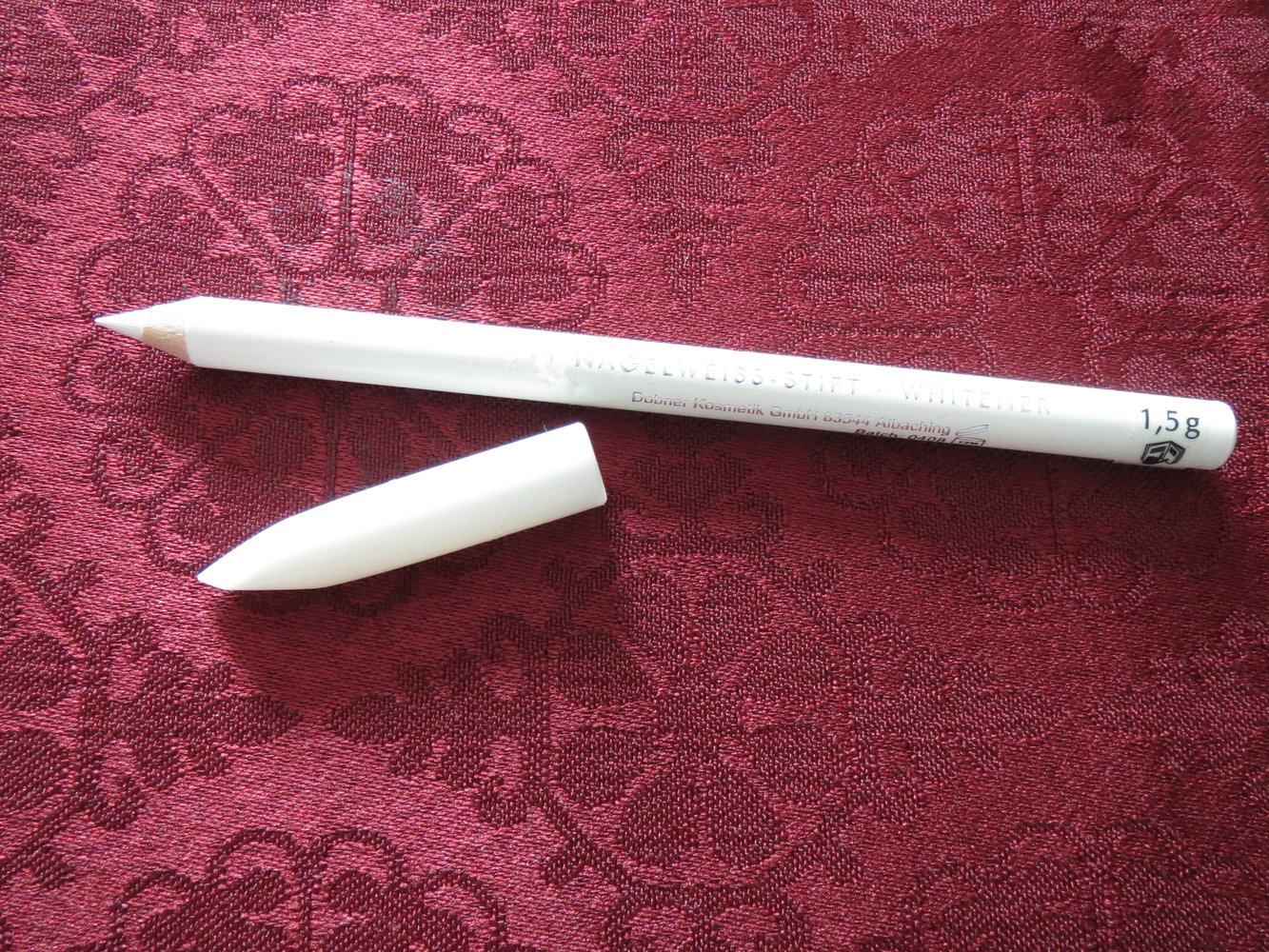 Nagelstift, weiss, neu