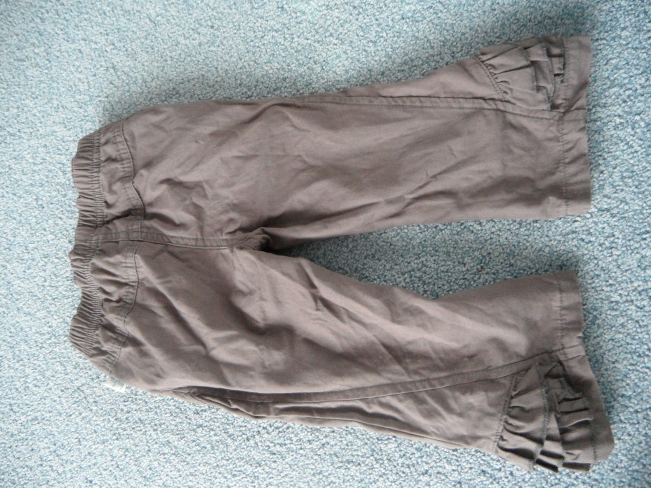 tolle dünne Hose ausgefallen Rüschen