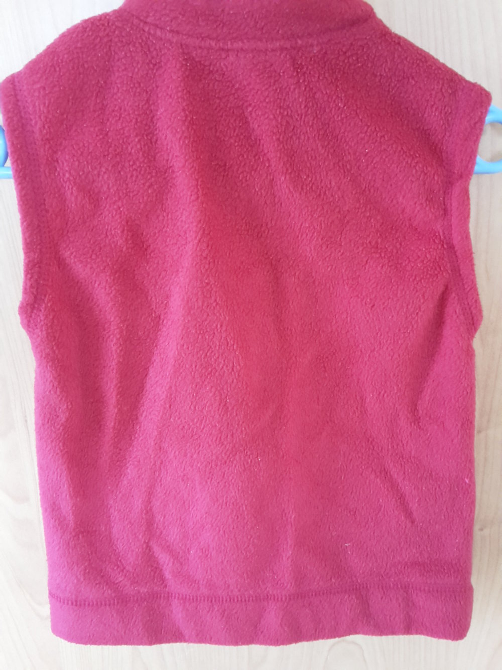 rote Fleeceweste in Gr. 110 von Kik