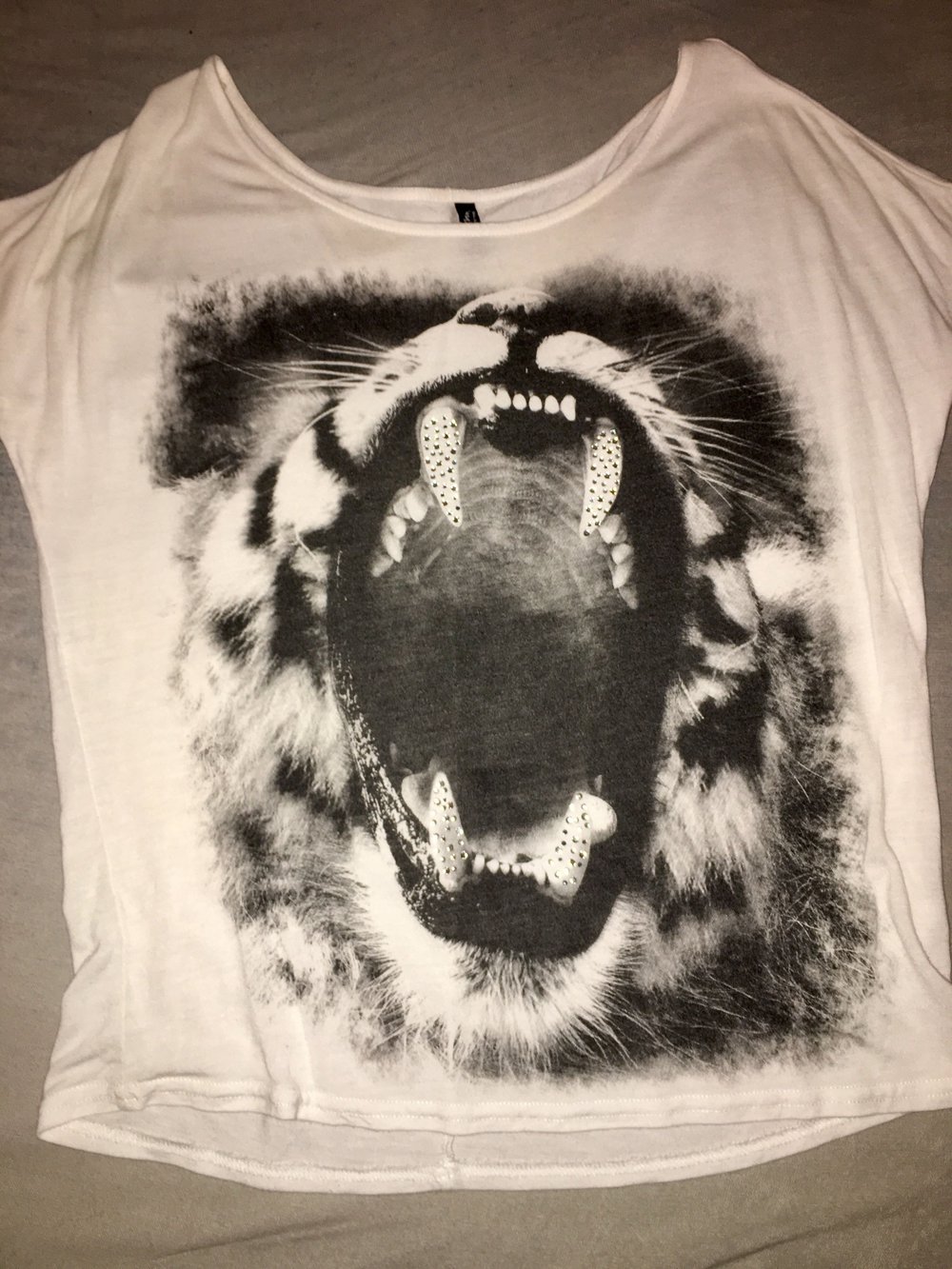 Shirt mit Aufdruck Tiger schwarz weiss 
