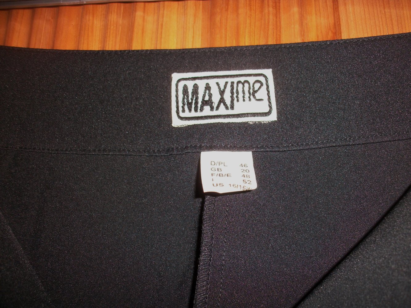 ungetragene MaxiMe Hose, Stretchhose schwarz Bügelfalte, Gr. 46 (42/44), Stretch, ungetragen!