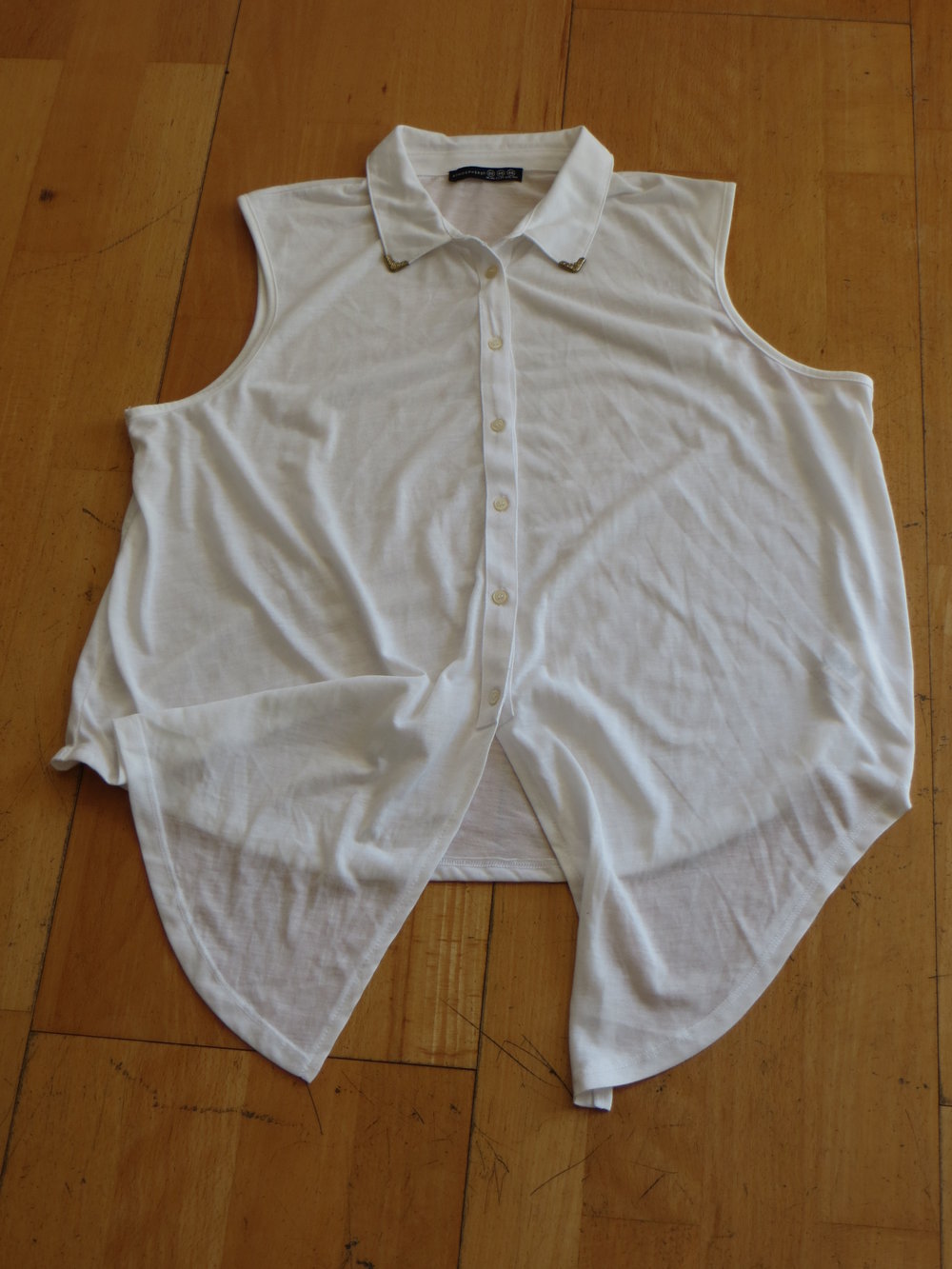 weiße Bluse Gr. 44 46 mit schönem Kragen