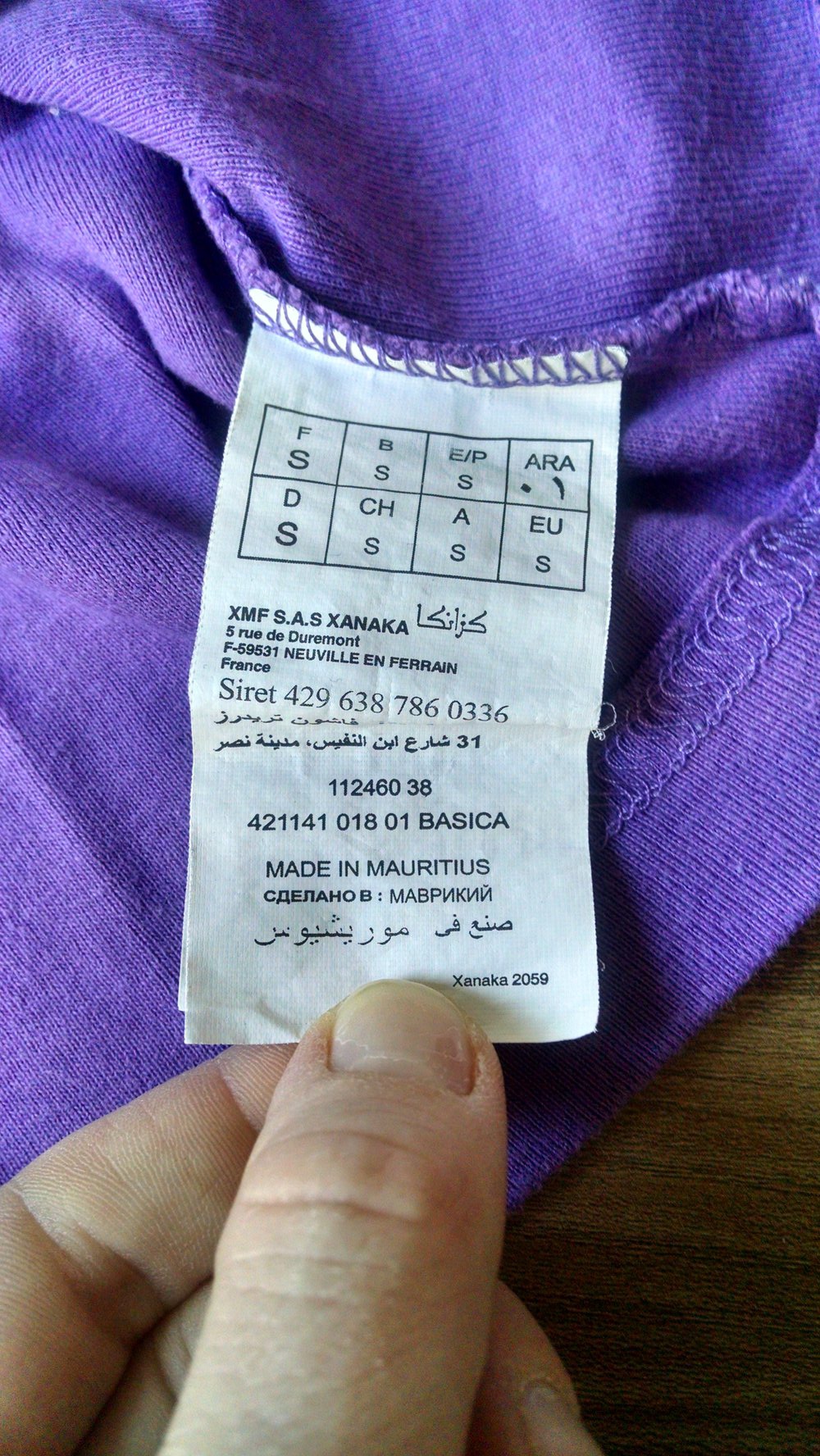 Lila Langarmshirt mit tollem Kragen