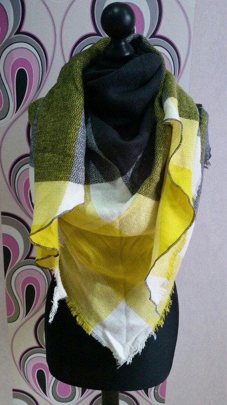 Kuschelig warmer XXL Schal .Wie NEU !!!