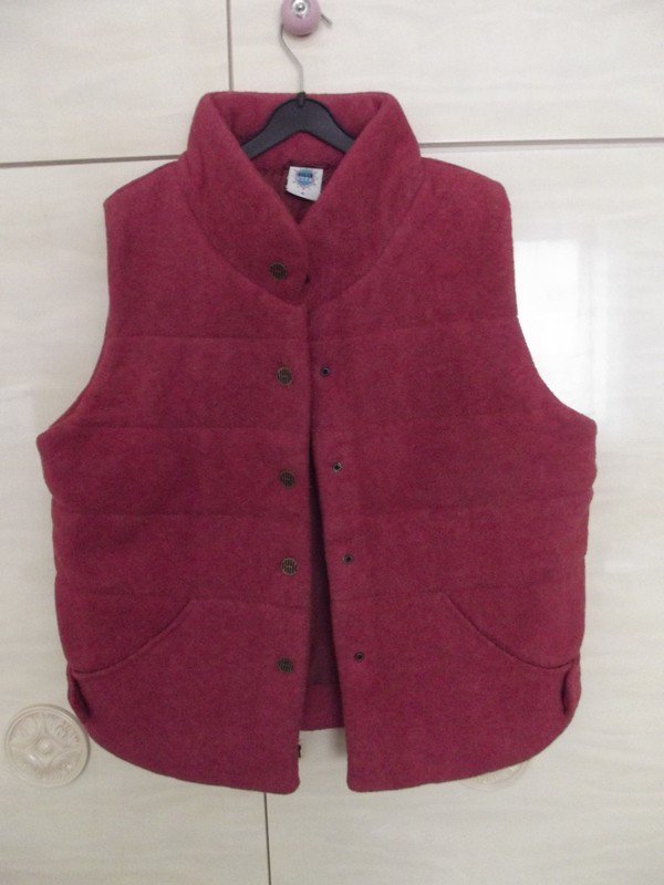 Sehr schöne dicke warme Winter Weste  Gr. S 
